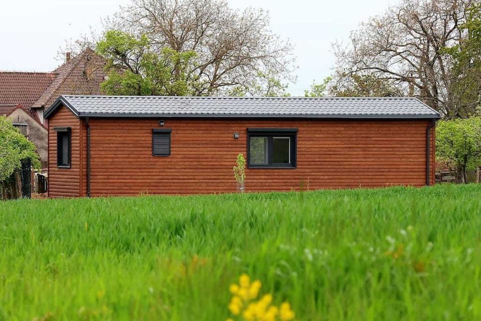 Nový mobilheim (srubového typu) House in Czechia