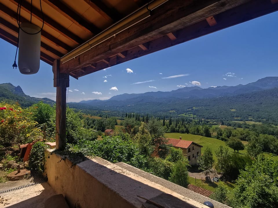 Nearby landmark, Day, Natural landscape, View (from property/room), Balcony/Terrace, Dining area, Mountain view