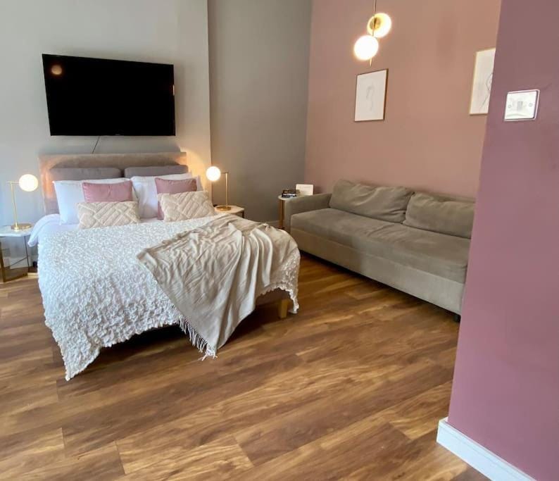 Studio for 3 near Regents Park n5 Apartment in London Borough of Camden