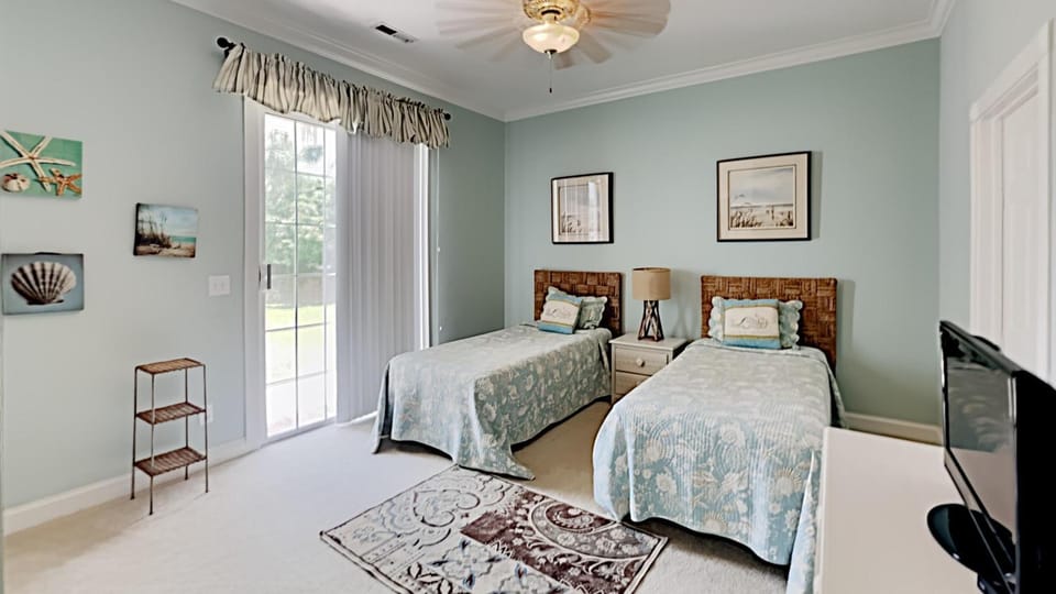 Retreat to Coastal Elegance: Golf and Beach Access House in Pawleys Island