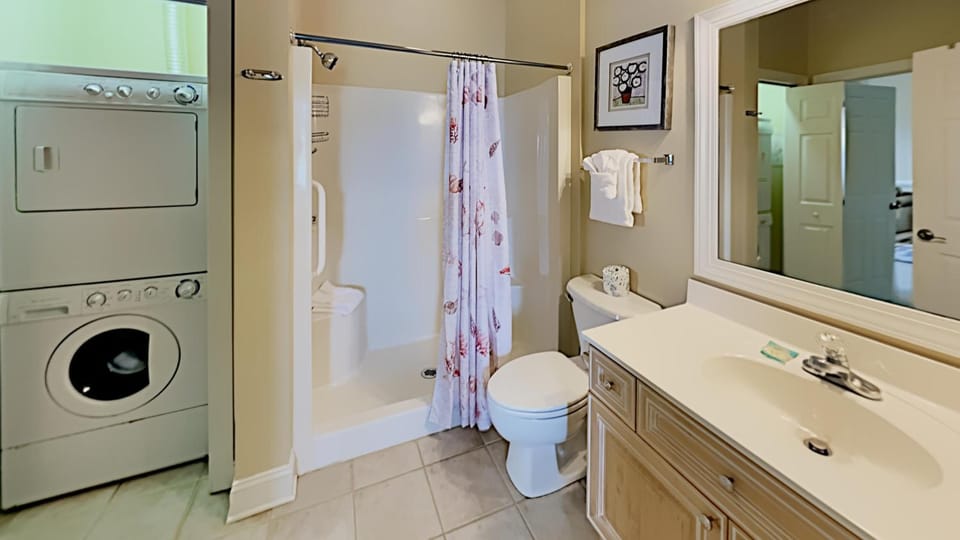 Tranquil Retreat at Greenhaven 4BR Beach Access House in South Carolina