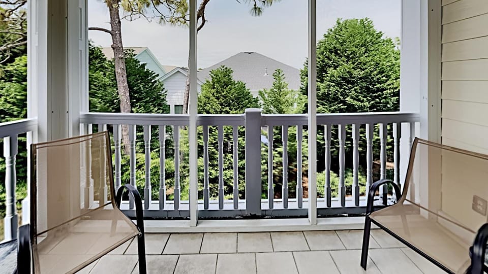 Tranquil Retreat at Greenhaven 4BR Beach Access House in South Carolina