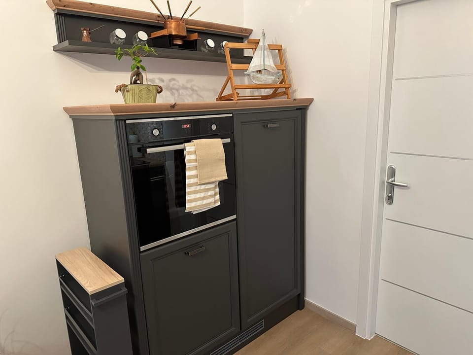 Kitchen or kitchenette, pet friendly
