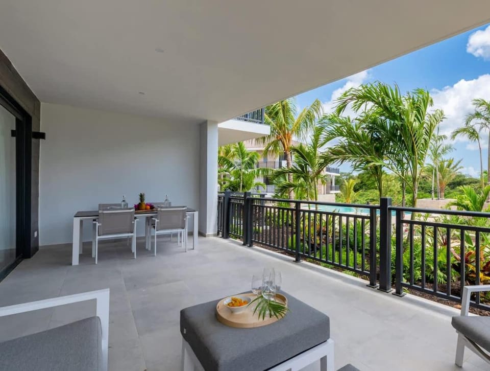 Summer Breeze Apartment in Sint Michiel