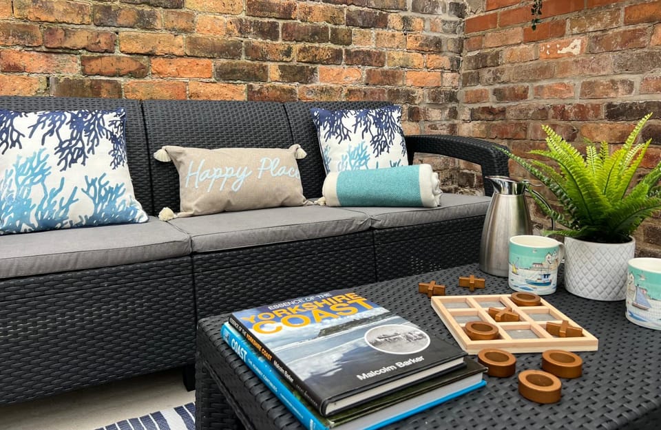 Patio, Seating area