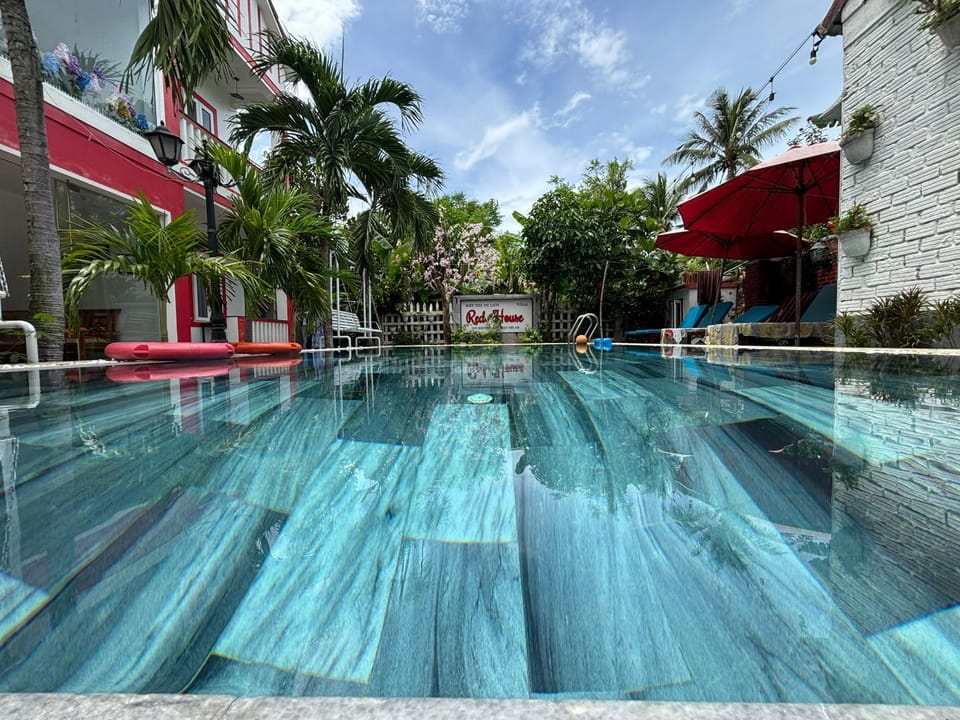 Pool view, Swimming pool