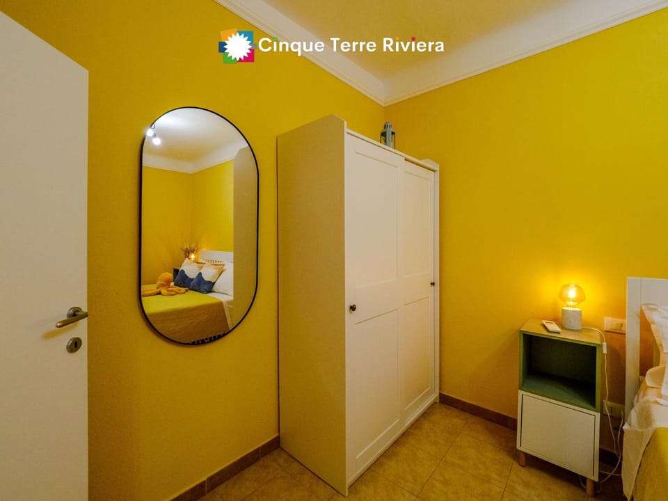 Ca' Bea Apartment with AC and Terrace Apartment in Vernazza