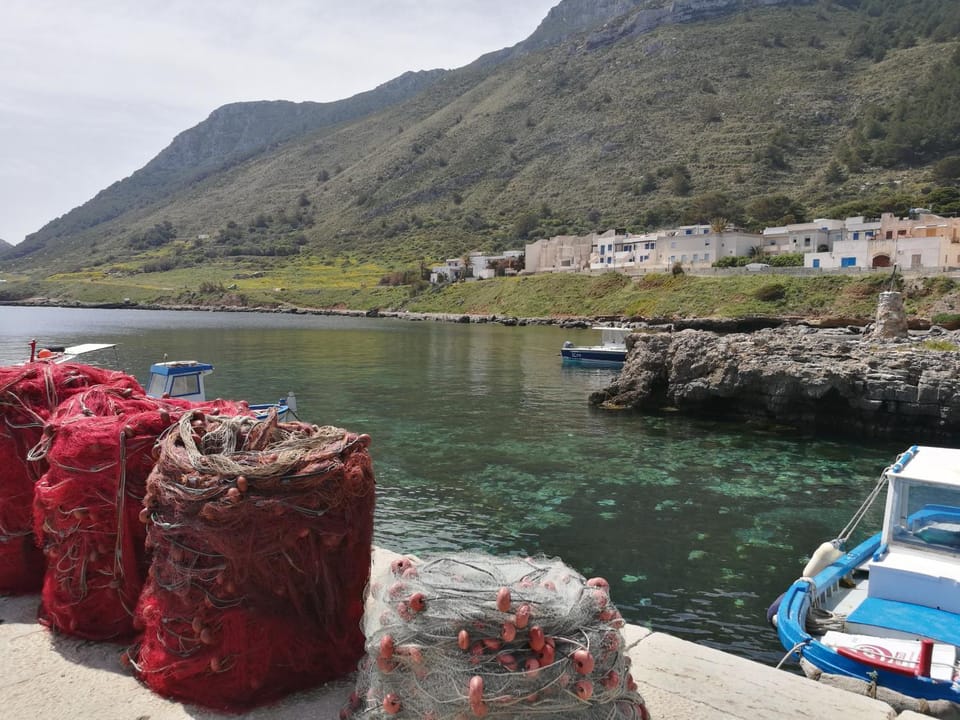 Area 12 BB Bed and Breakfast in Trapani