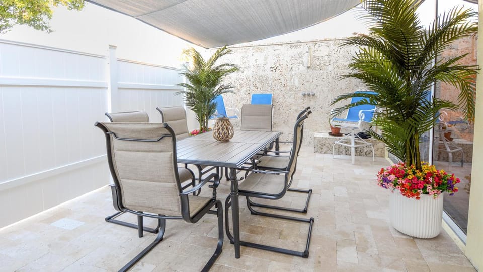 801 Mariners Club House in Key Largo