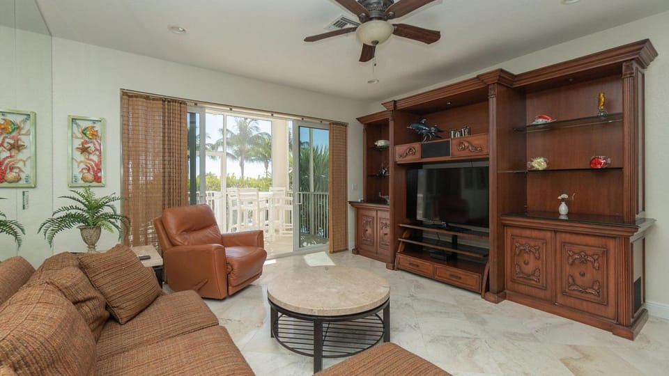 408 Mariners Club House in Key Largo