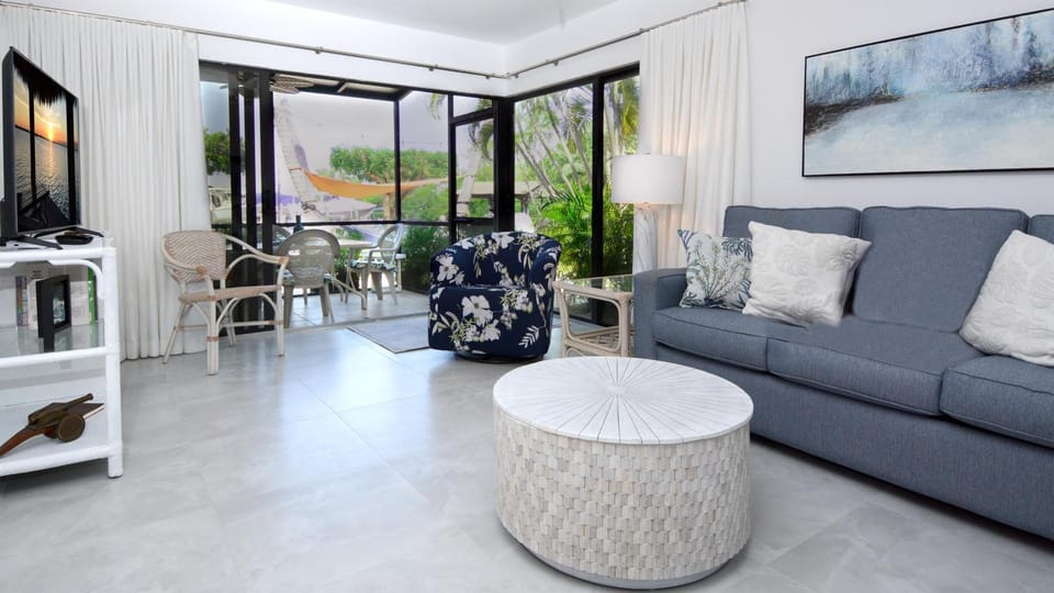 C14 Moon Bay House in Key Largo