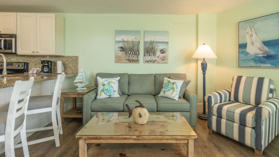 2405 Ocean Pointe Suites House in Tavernier