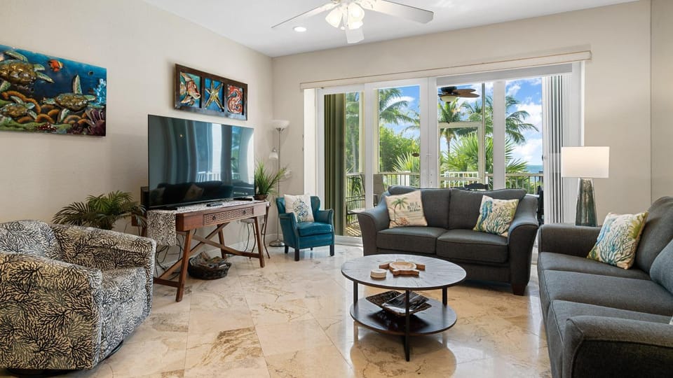 405 Mariners Club House in Key Largo