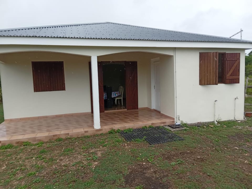 Maison Hibiscus House in Grande-Terre, Guadeloupe