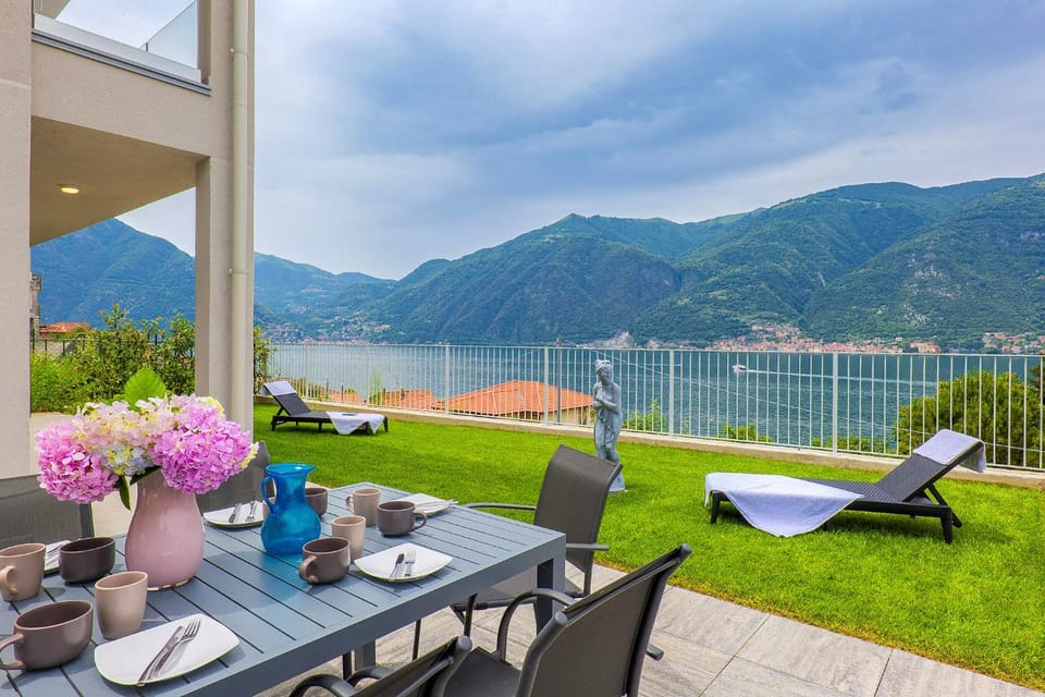 Garden, Balcony/Terrace, Lake view, Mountain view