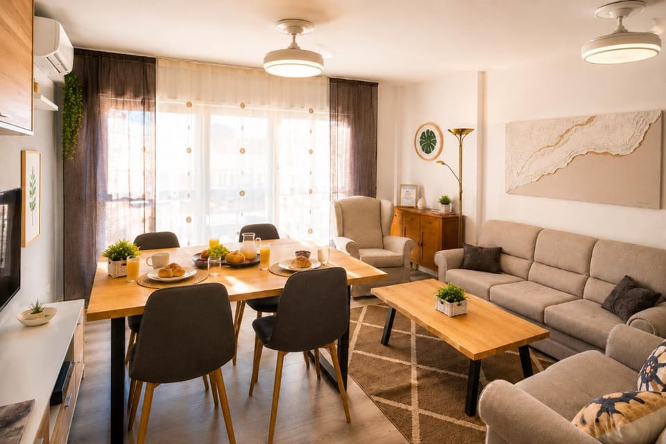 Living room, Dining area