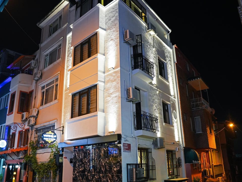Property building, Street view