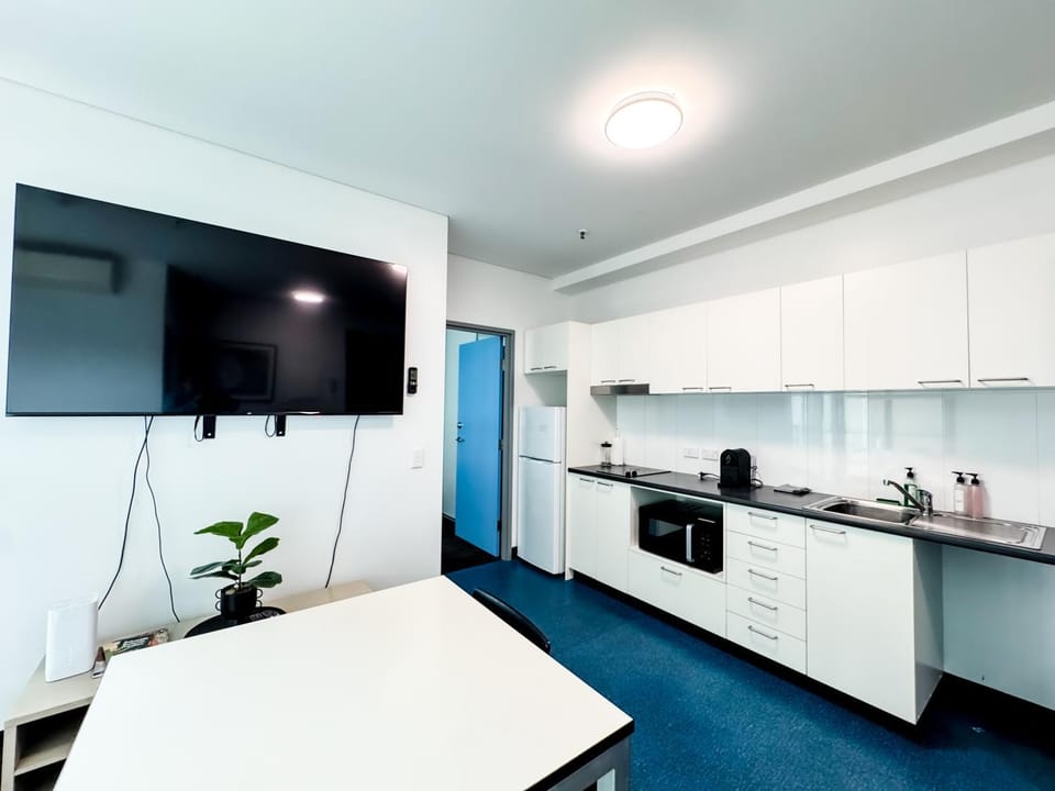 2BR entire apt City central Apartment in Adelaide