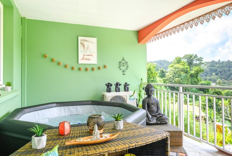 View (from property/room), Balcony/Terrace