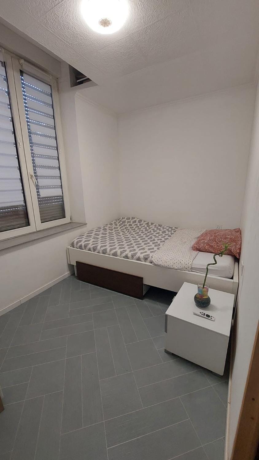 1A chambre confortable 02 Apartment in Luxembourg District, Luxembourg