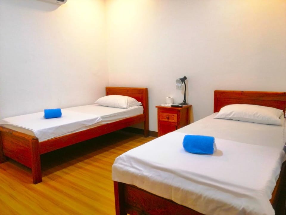 Baki Divers and Beach Resort Bed and Breakfast in Central Visayas
