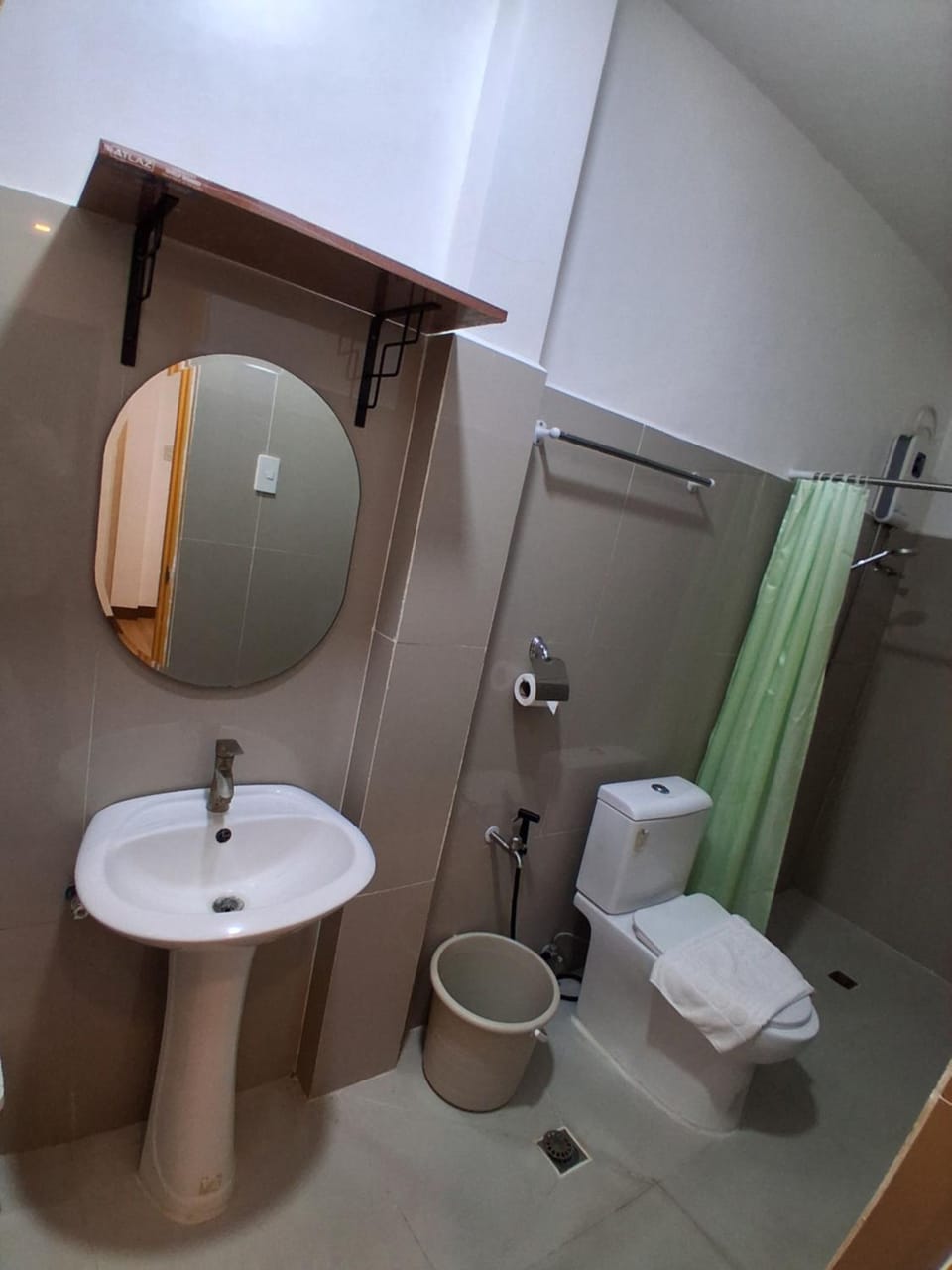 Baki Divers and Beach Resort Bed and Breakfast in Central Visayas