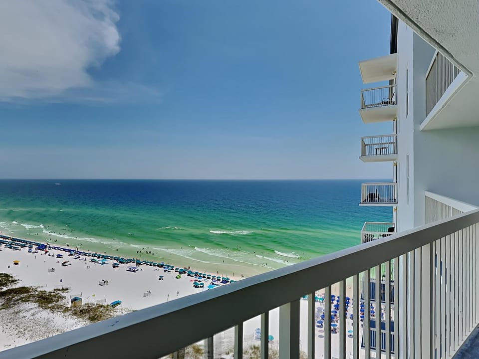 Pelican Beach #1812 Apartment in Destin