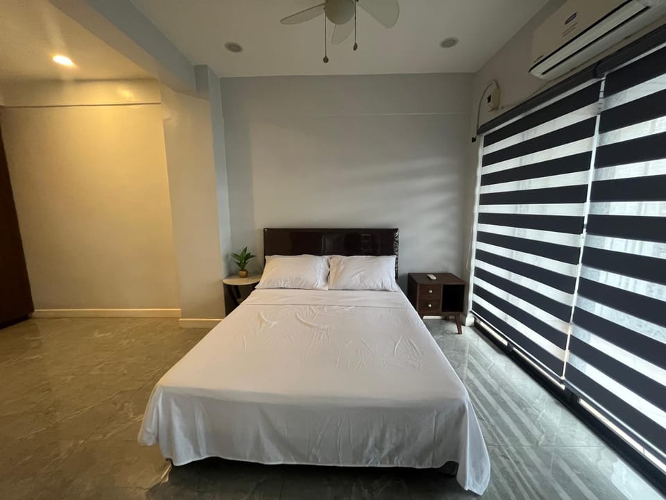 My Suite Heart of San Juan City near Greenhills, Ortigas with Roof Garden Apartment in Manila City