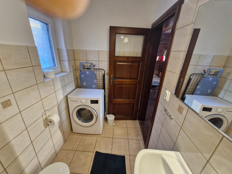Domek Wypoczynkowy całoroczny U Agi z balią z jacuzzi i sauną House in Pomeranian Voivodeship