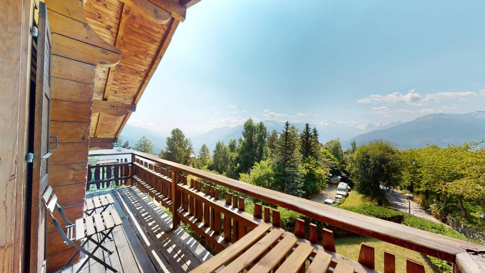 Natural landscape, Balcony/Terrace, Mountain view