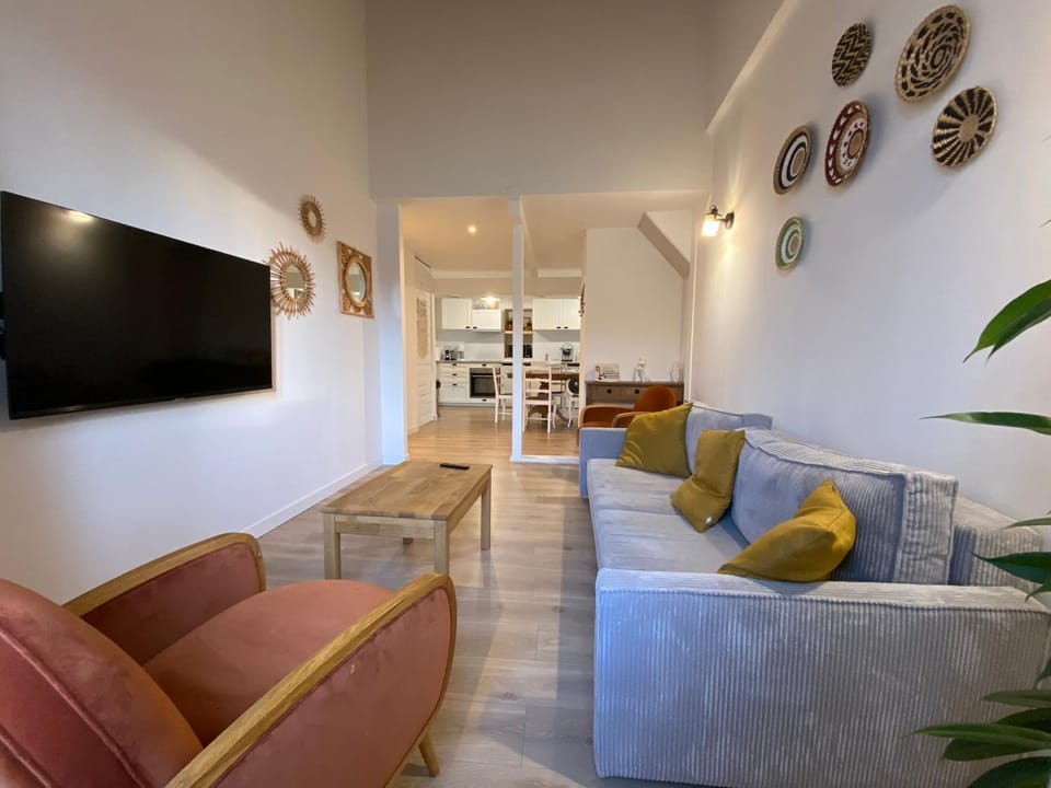 TV and multimedia, Living room