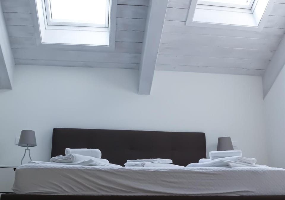 BMP APARTMENT ATMOSPHERE 1 CENTRALE con GARAGE Apartment in Riccione