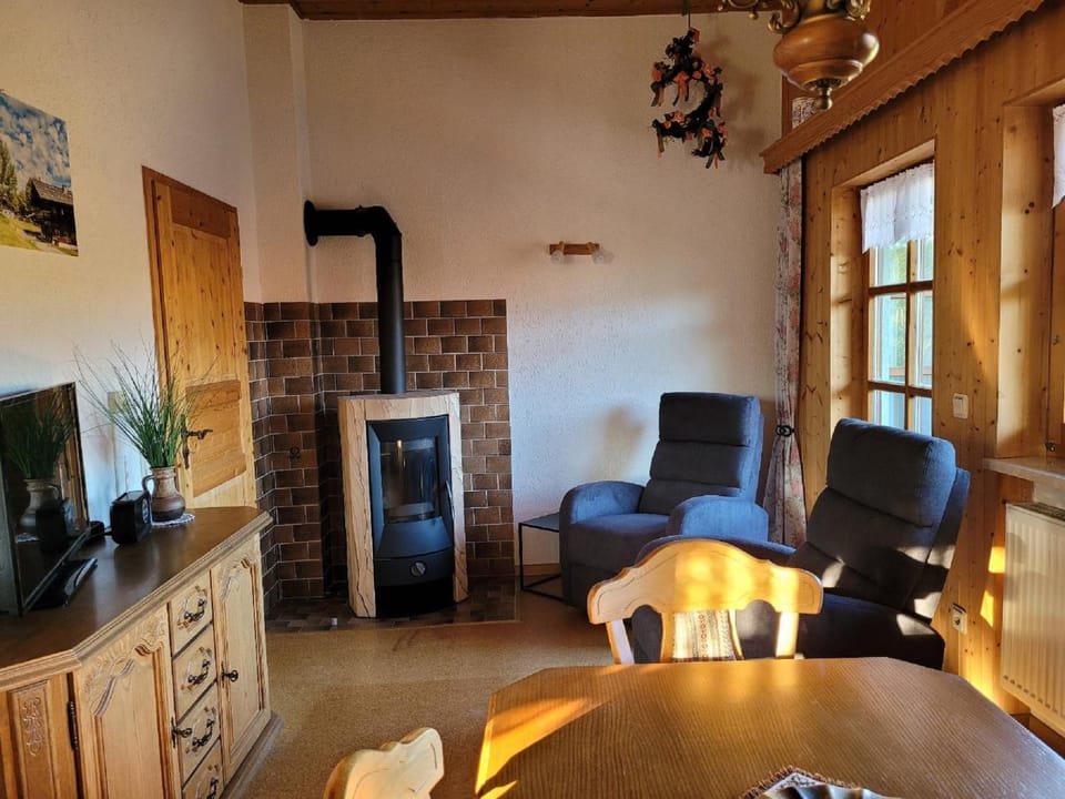 Seating area, flat iron