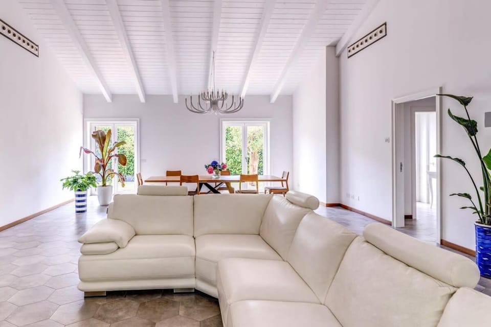 Romantic Garden Villa in Sorrento