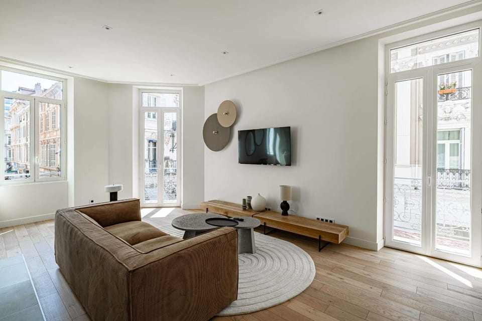 Communal lounge/ TV room, TV and multimedia, Living room