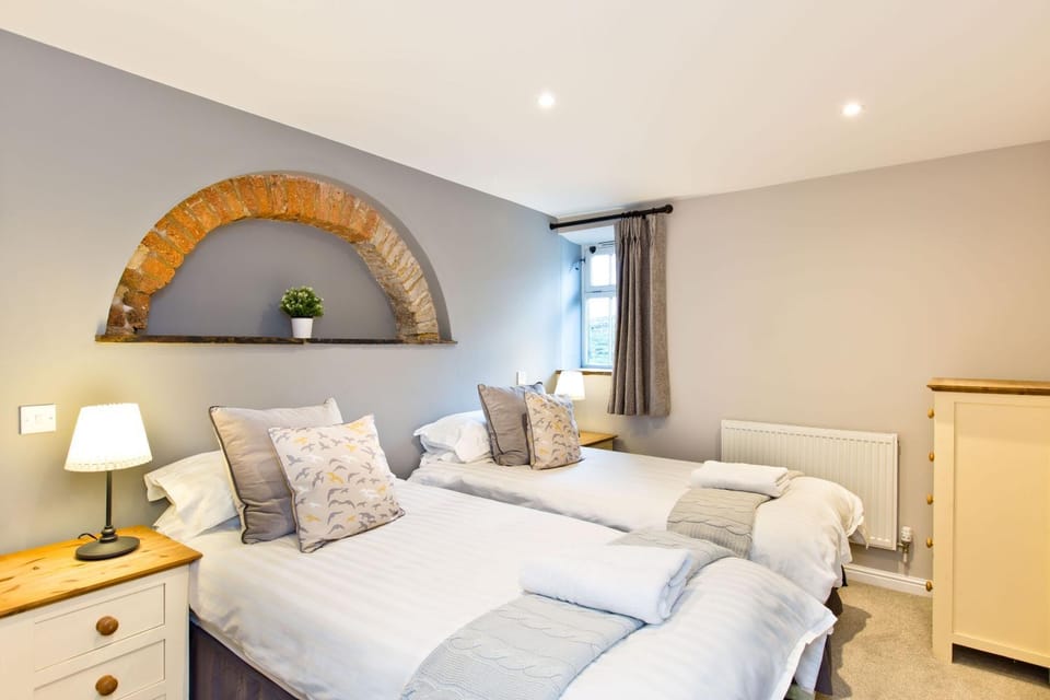 Property building, Bedroom