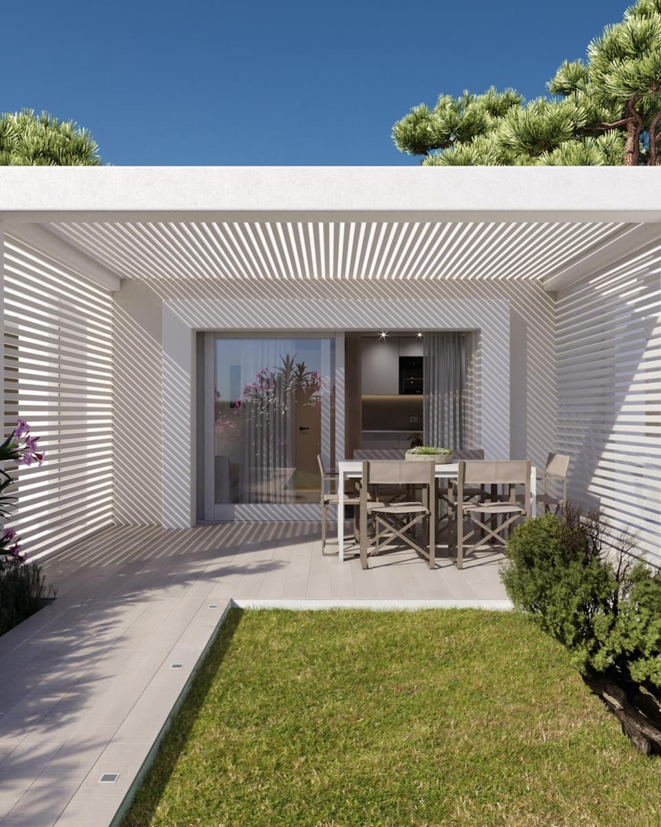 Patio, Day, Garden, Dining area, Garden view