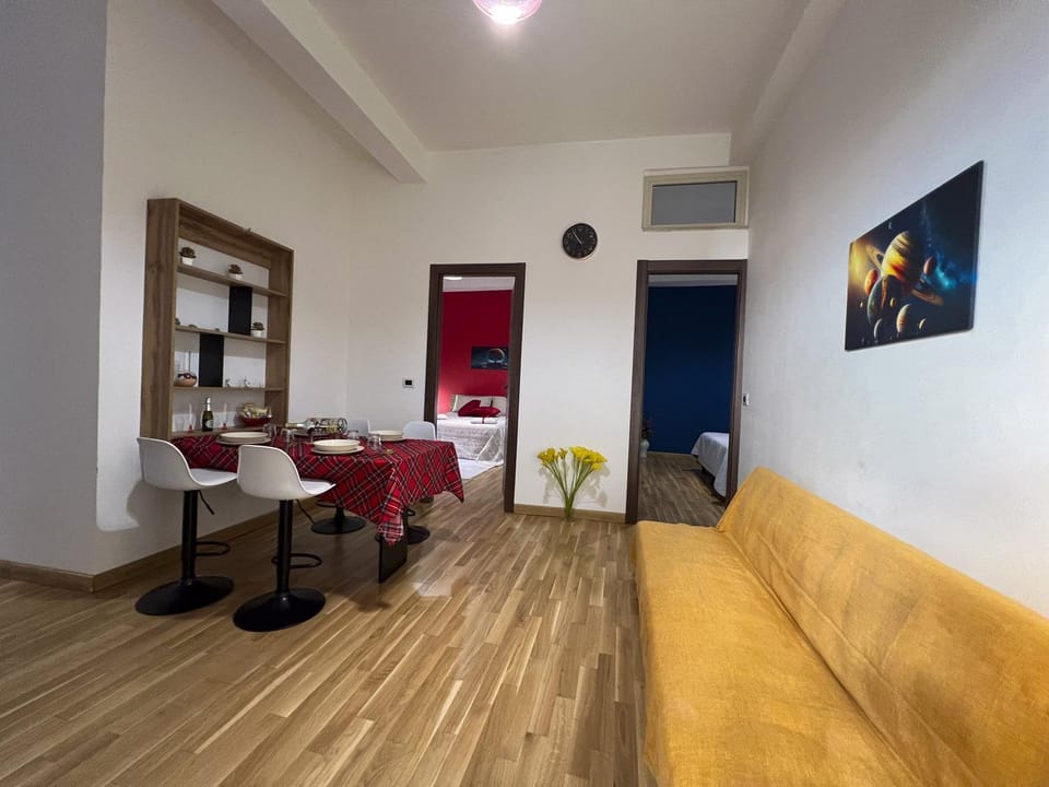 Living room, Seating area, Dining area, air conditioner