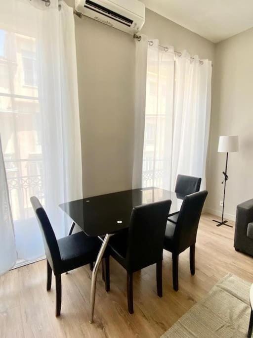 Appartement au coeur de Nice pour 4 - Clim & Wifi Apartment in Nice