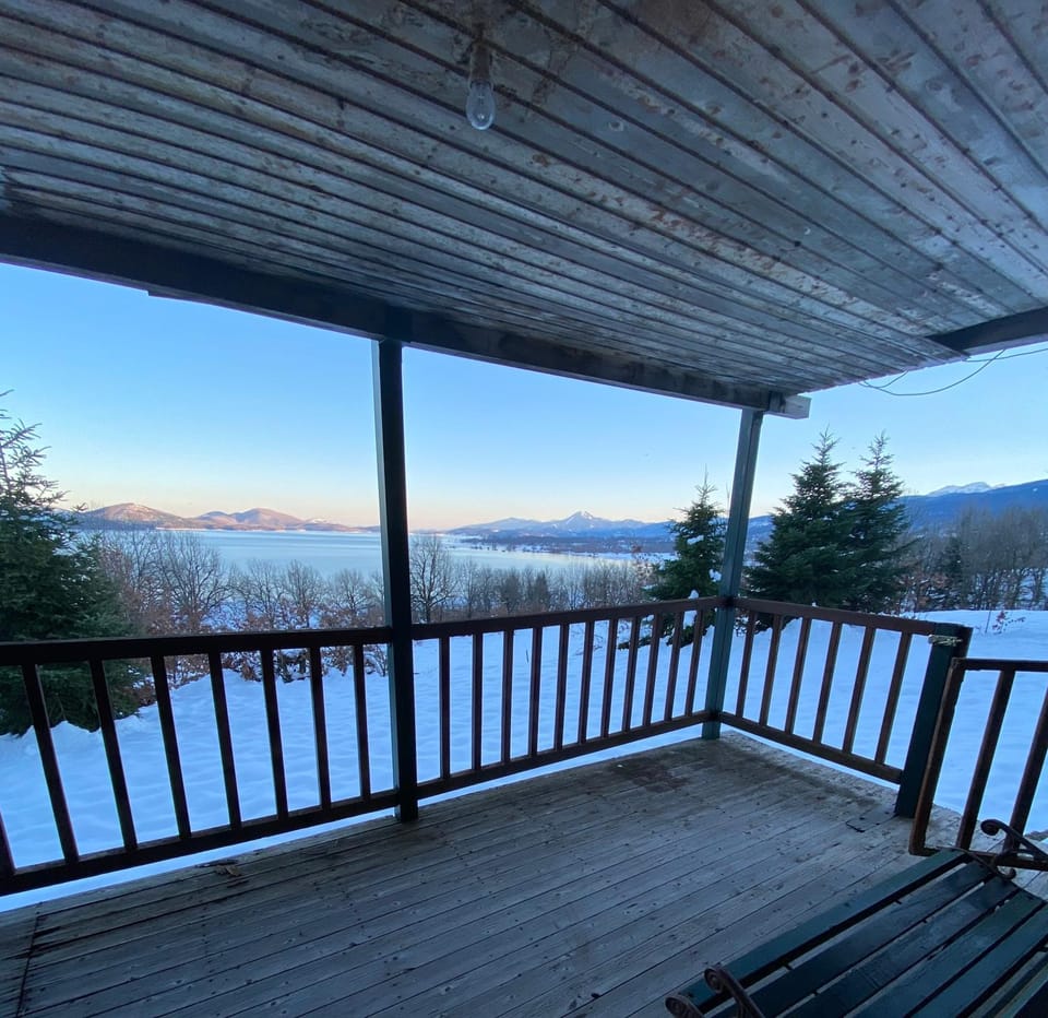 Day, Natural landscape, View (from property/room), Balcony/Terrace, Lake view, Mountain view, Mountain view, Location