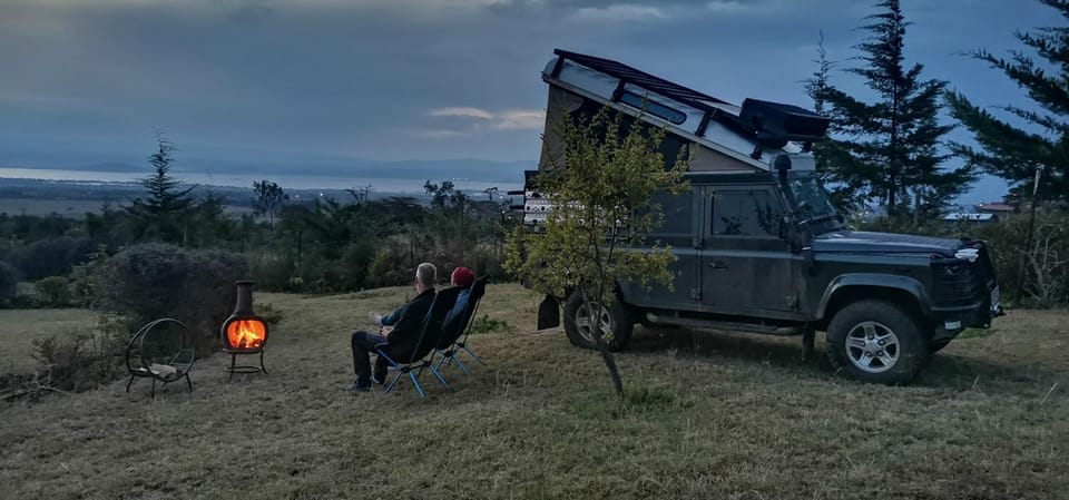 Natural landscape, Evening entertainment, group of guests