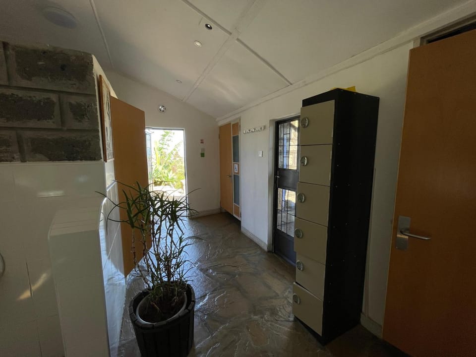 Bathroom, Facility for disabled guests