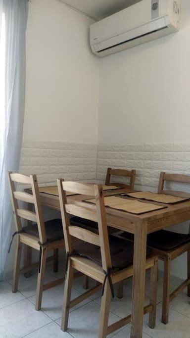 Dining area, air conditioner