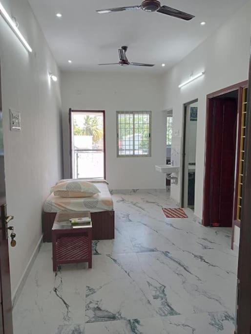 Variyar Service Apartments Unit C 1st Floor Apartment in Tamil Nadu