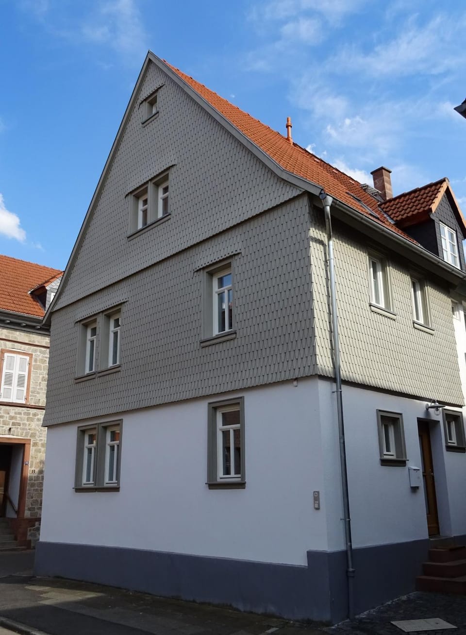 Property building, Facade/entrance