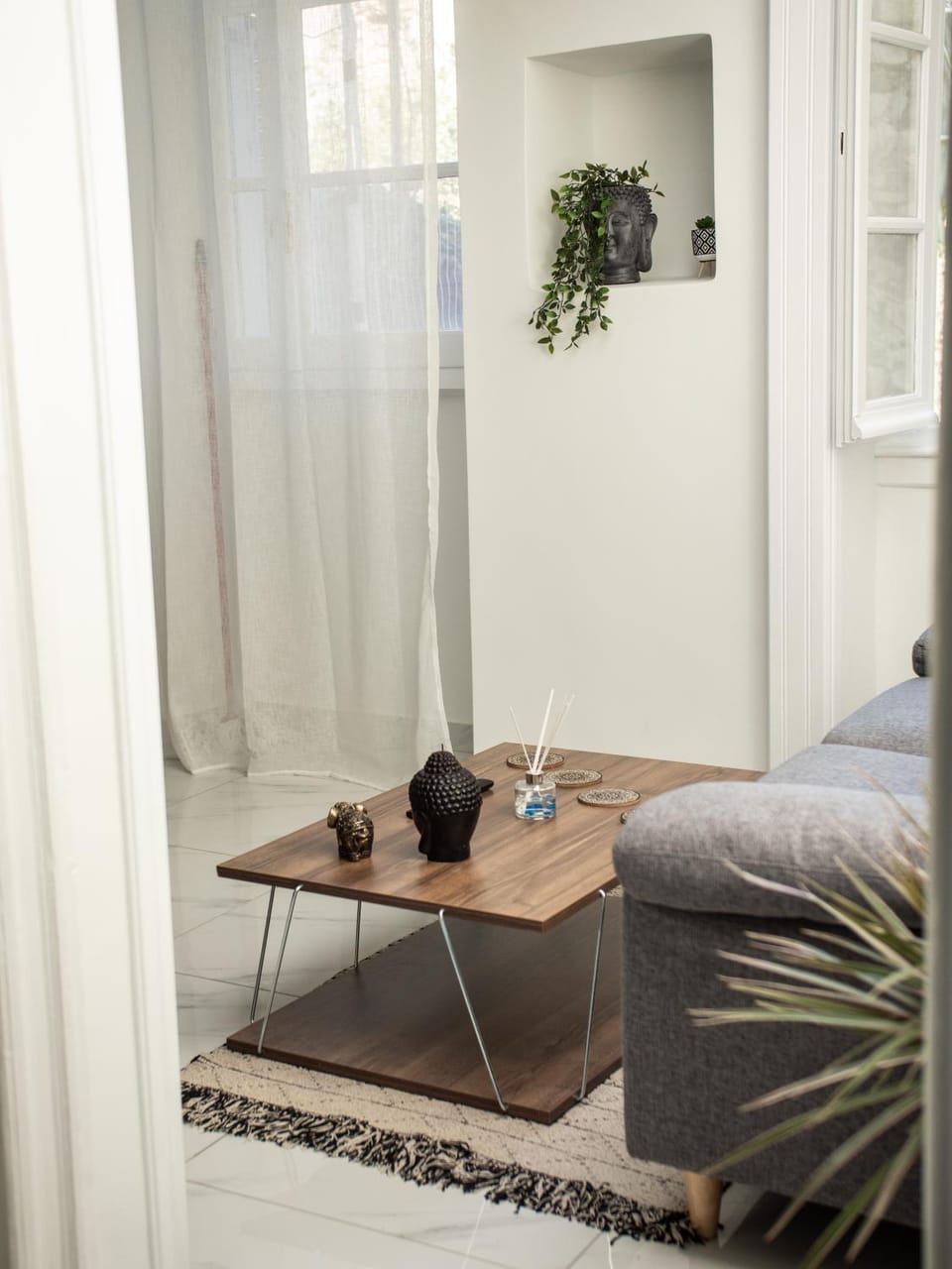 Living room, Seating area