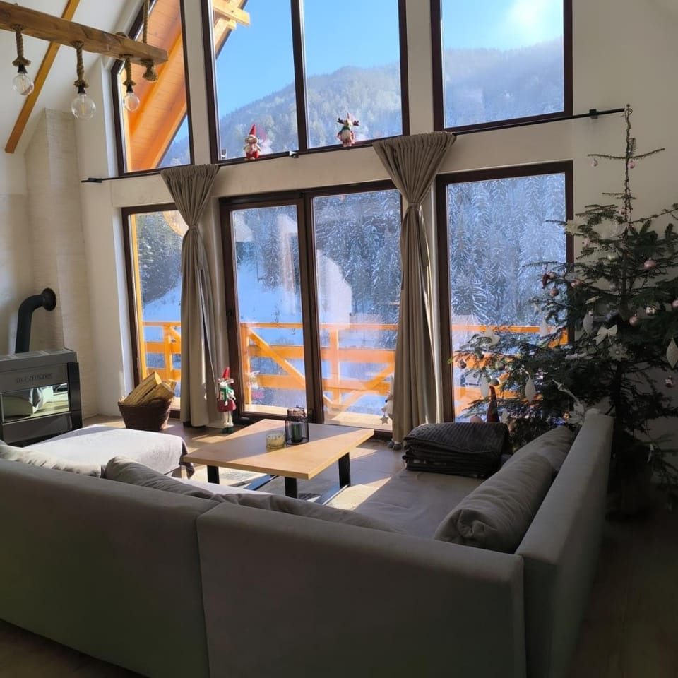 VILA ANÐELIJA Zaovine House in Zlatibor District, Serbia