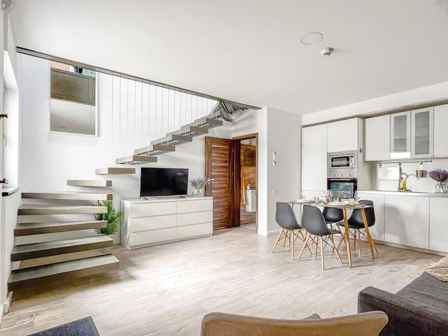 Ultracentral modern apartment Apartment in Romania