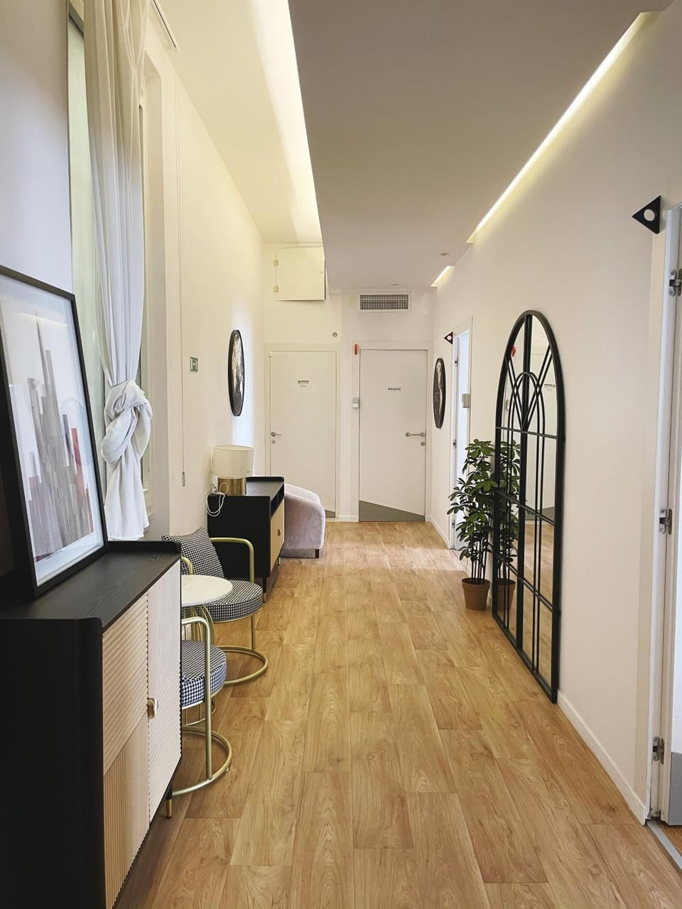 Communal lounge/ TV room, Internal: Not applicable to any particular room
