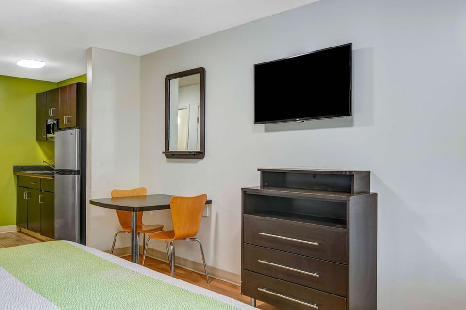 Photo of the whole room, On site